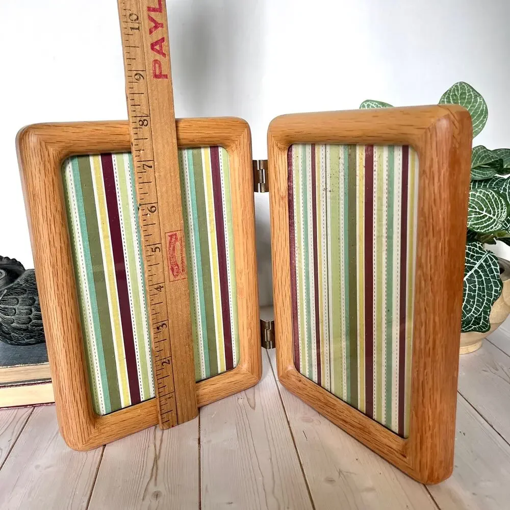Vintage Light Wood Bi-Fold Double Tabletop Picture Frame Rounded Corners 4.5x6.5